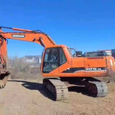 사용 된 발굴기 발굴기 Doosan DH215W 건설 기계 48KW 연료 절약
