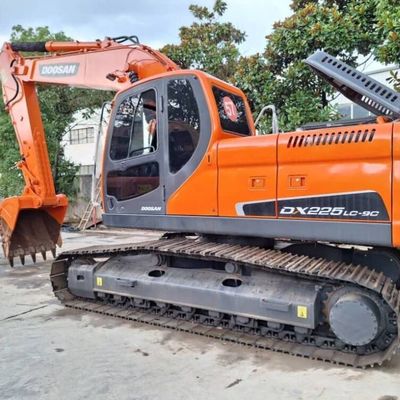 중고용 DOOSAN 수압 발굴기 DH225 사용 된 발굴 장비