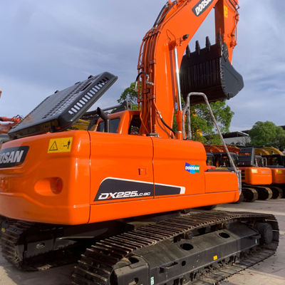 1900rpm 사용 된 DOOSAN 발굴기 DX225LC-9C 건설 장비 21800kg