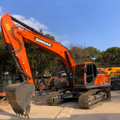 크롤러 종류 사용 된 DOOSAN DX300LC-9C 발굴기 지구 이동 기계 30215 kg